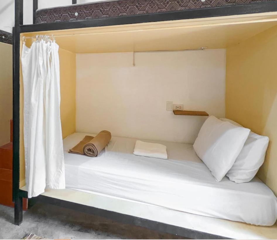 Lexias Hostel And Workspace - Siargao Catangnan Exterior foto